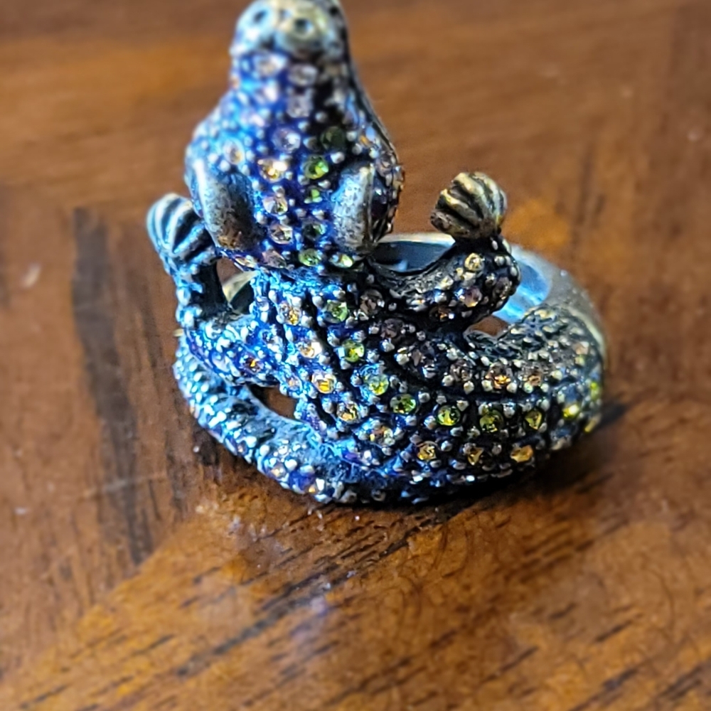 Ladies Alligator ring. Adjustable - Picture 3 of 5
